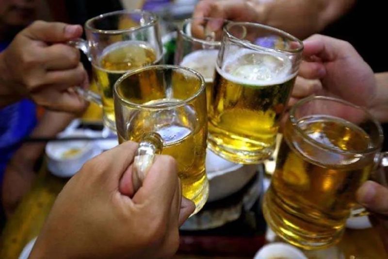 CG News: नशे की पार्टी बंद कराने पहुंची पुलिस, नशेड़ियों ने टीम से की हाथापाई, FIR दर्ज(photo-patrika)