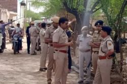 Rajasthan: केबल चोर को पेड़ पर उल्टा लटका कर, गांव वालों ने बेरहमी से पीटा, सोशल
मीडिया पर वीडियो वायरल होने के बाद पुलिस ने लिया ऐसा एक्शन - image