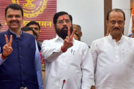 Political Survey: लोकसभा चुनाव में गलती से जगी चेतना, महाराष्ट्र में सर्वे ने राहुल गांधी समेत विपक्षियों की उड़ा दी नींद
