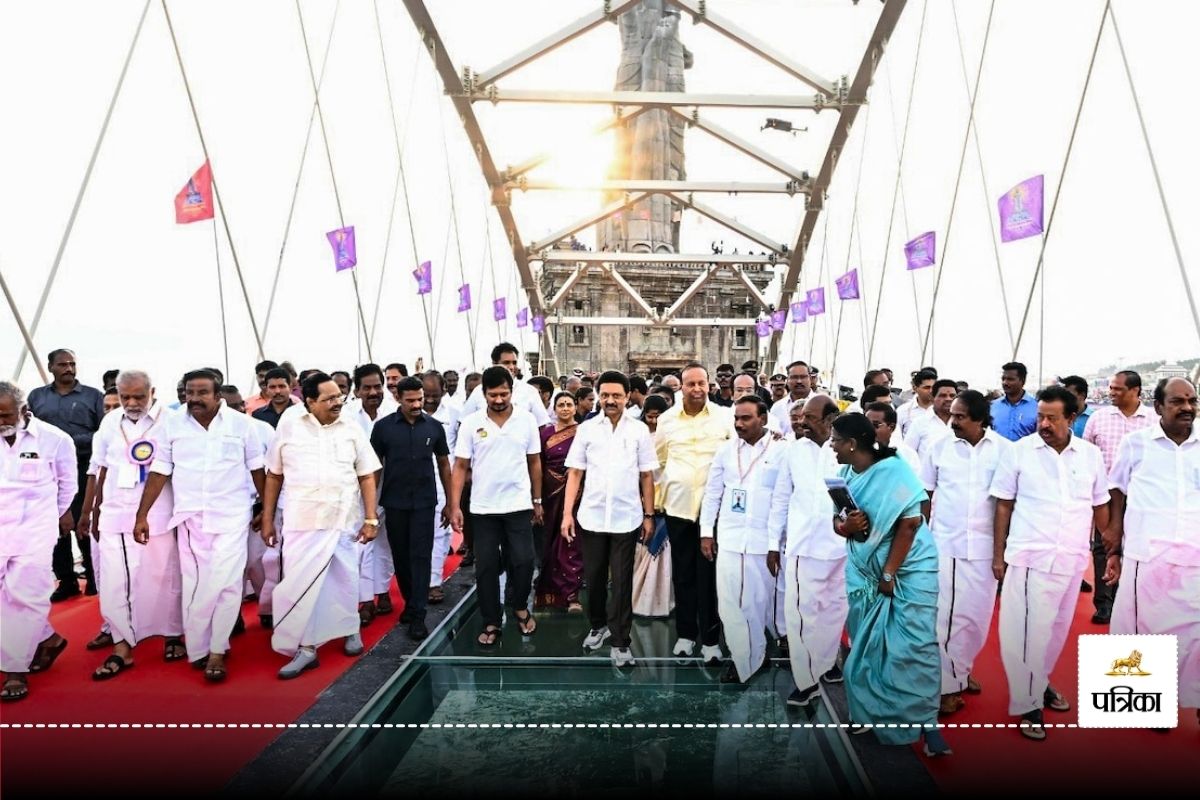 Glass Bridge: तमिलनाडु में ग्लास ब्रिज का हुआ उद्घाटन, देश में अब तक कहां-कहां
बनें, जानें इसकी खासियत