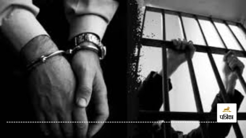 Two accused who molested female constable in Moradabad arrested