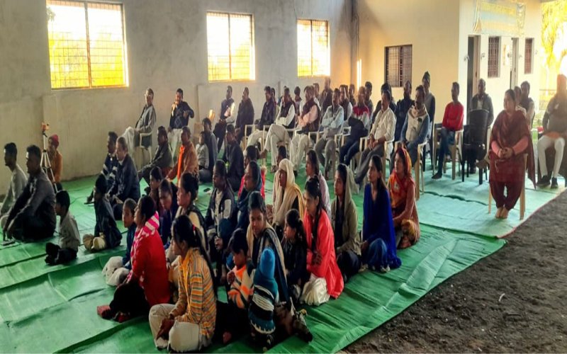 We all should see our own shortcomings and see the virtues of others - Joshi