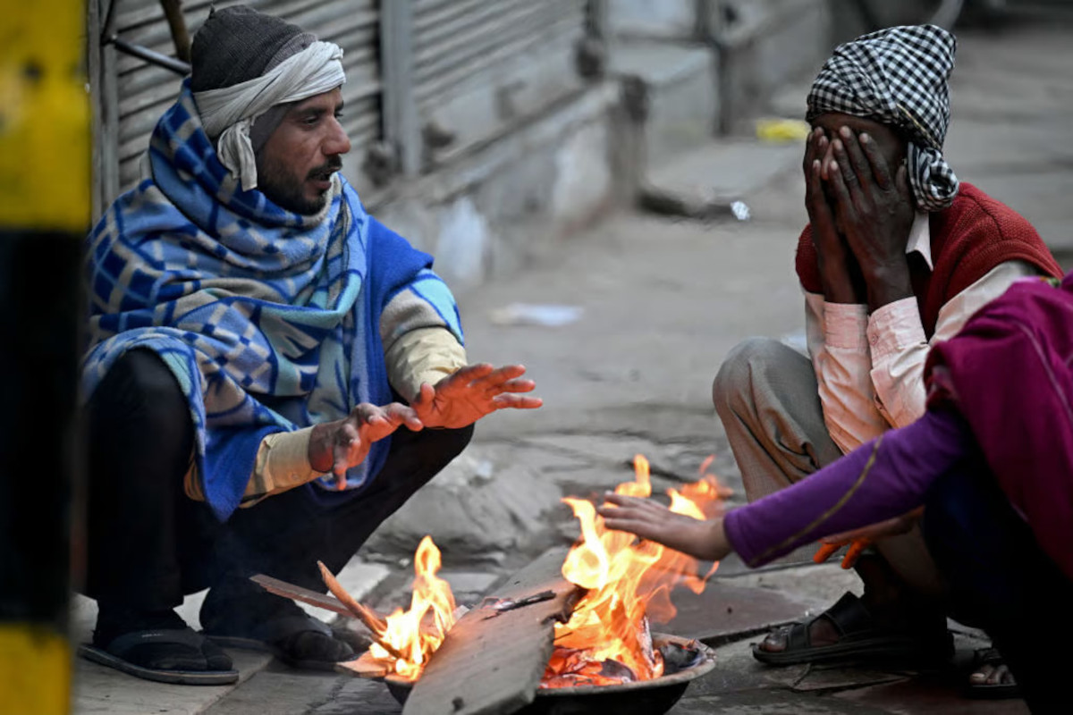 Cold Weather: पश्चिमी विक्षोभ के कारण प्रदेश में बारिश और ठंड का प्रकोप: जानें
ताजा अपडेट