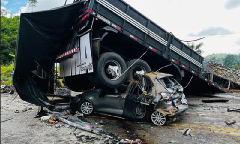 Terrible road accident in Brazil