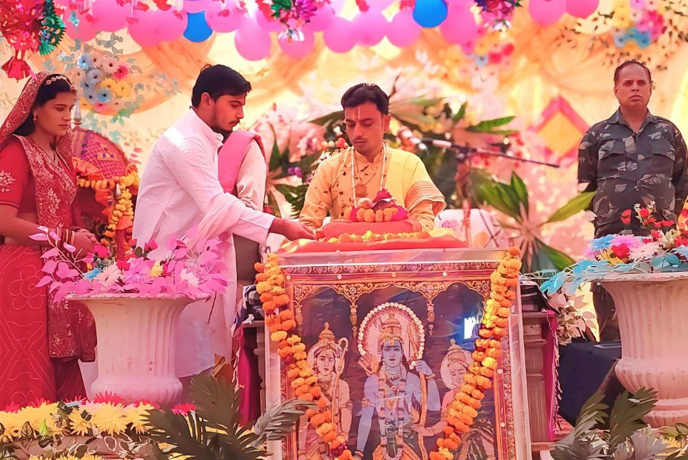 भगवान राम-सीता के विवाह का महोत्सव मनाया, भजनों पर किया नृत्य