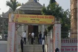 CG Crime: सिपाही के घर और मंदिर सहित तीन जगह चोरी, 40 लाख से अधिक का माल पार - image