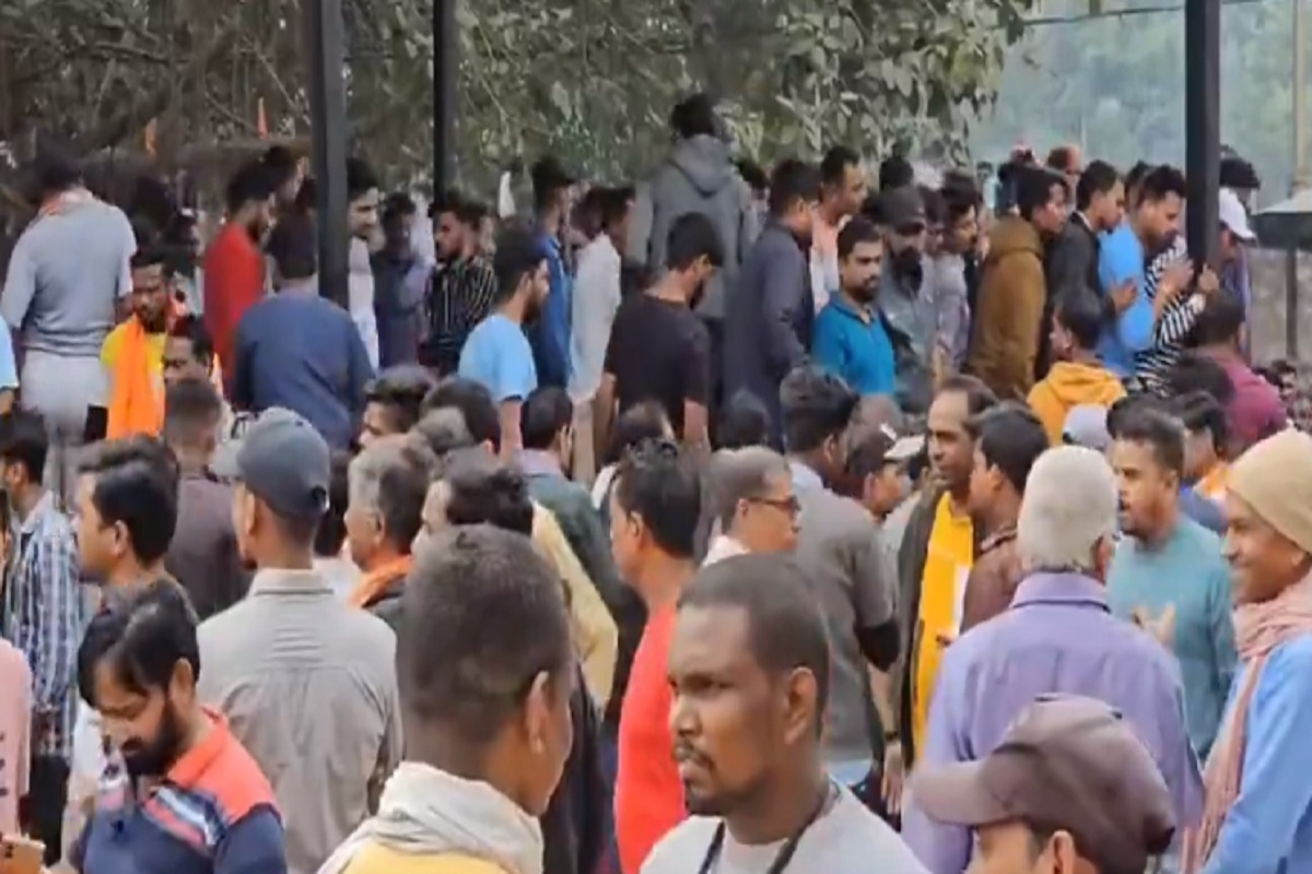 CG News: महादेव घाट में 4 युवकों को दी गई अंतिम विदाई, देखें वीडियो