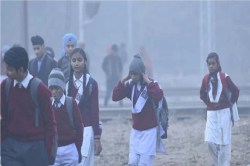 Winter 2024: ठंड से ठिठुरते बच्चो को मिली राहत, स्कूल की टाइमिंग में बदलाव - image