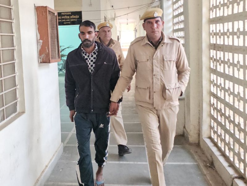 The teacher found guilty of raping a student was sentenced to 20 years imprisonment; the victim's mother had committed suicide