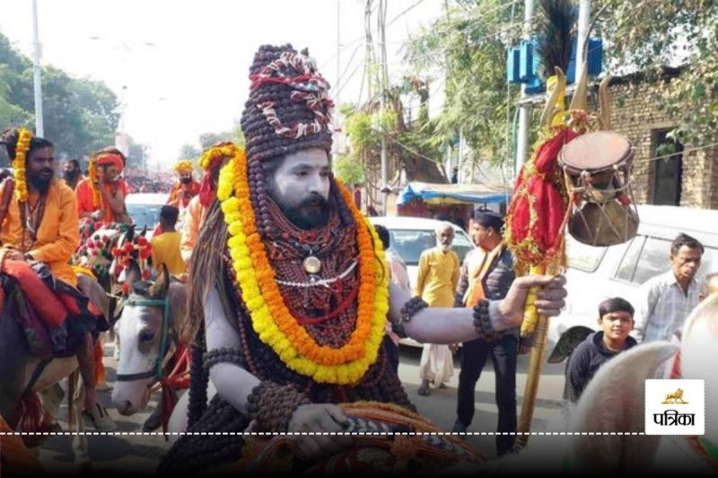 juna akhnada entered at mahakumbh regeion