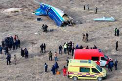 Kazakhstan Plane crash: पायलट की गलती से समुद्र में क्रैश हुआ विमान, कई लोगों की
मौत की आशंका - image