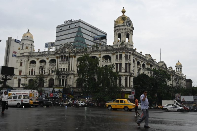 भारत-बांग्लादेश सीमा पर 1.62 करोड़ का सोना जब्त, एक तस्कर को दबोचा