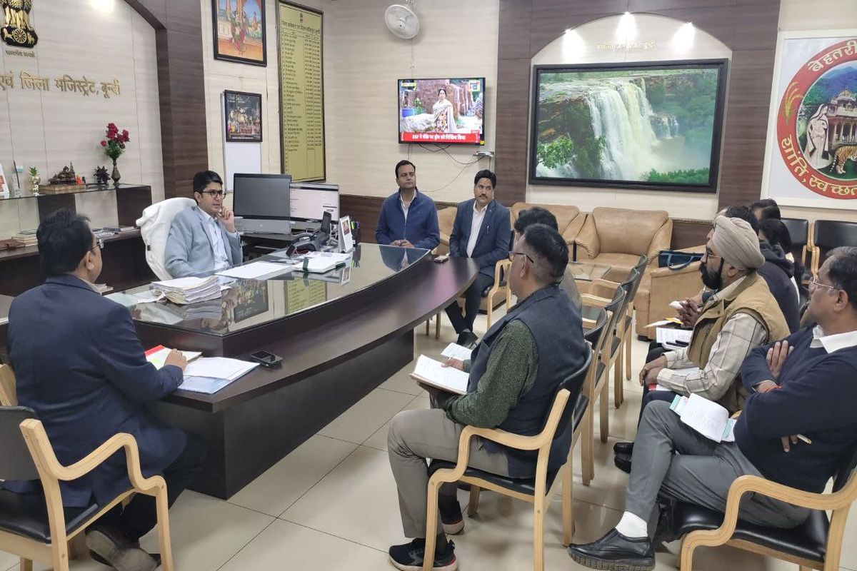 आदर्श एवं सौर ऊर्जा गांव को मिलेंगे एक करोड़ रुपए