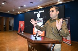 IPS अमन झा बोले- पुलिस में डिजिटल अरेस्ट जैसा कुछ नहीं.. - image