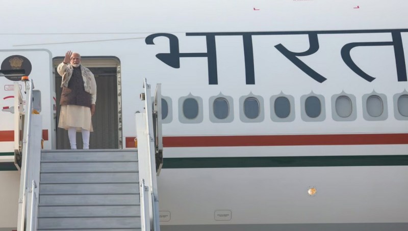 Indian Prime Minister Narendra Modi departs for Kuwait