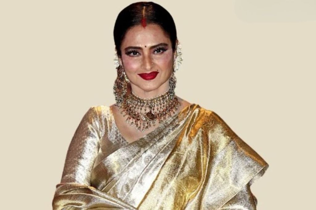 Actress Rekha beauty tips