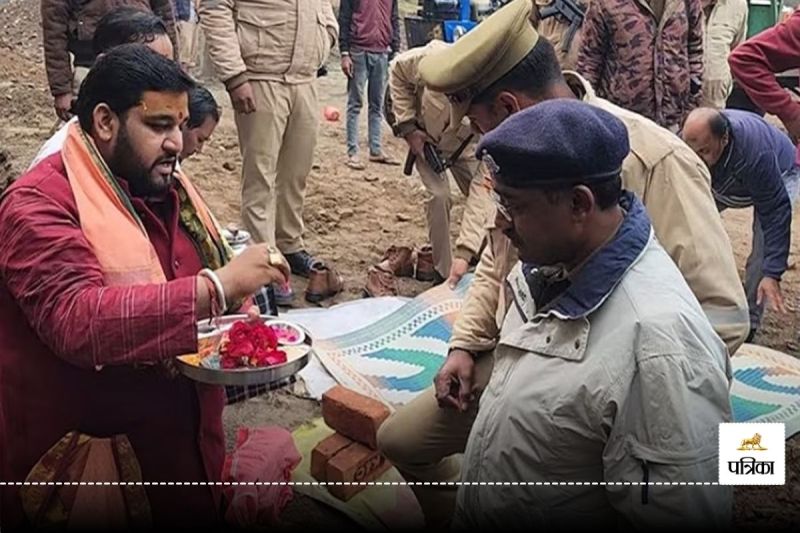 sambhal police chowki