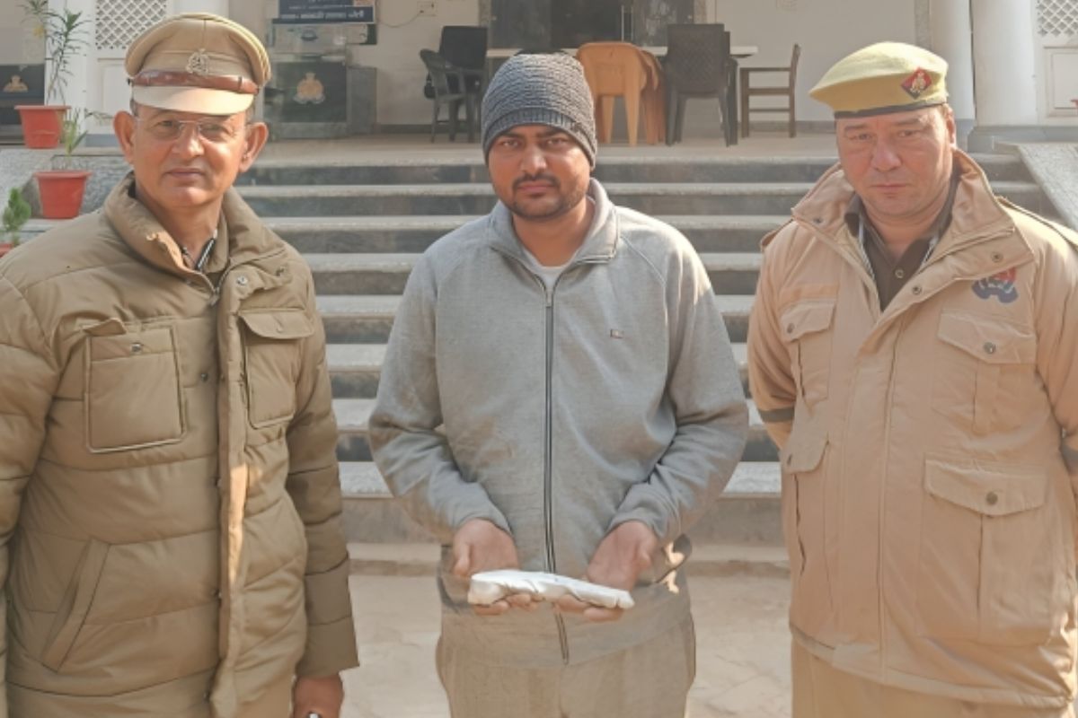 जोगी नवादा फायरिंग कांड का मुख्य आरोपी भाजपा नेता का करीबी सौरभ गिरफ्तार, अब
इनकी बारी