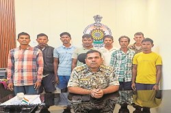 Naxal News: सुरक्षा बलों पर हमले की योजना बना रहे 13 नक्सली गिरफ्तार, भारी
मात्रा में विस्फोटक सामग्री - image