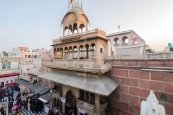 संभल के बाद अब ब्रज में होगी लापता मंदिरों की तलाश, शोधकर्ता लगेंगे काम पर  - image