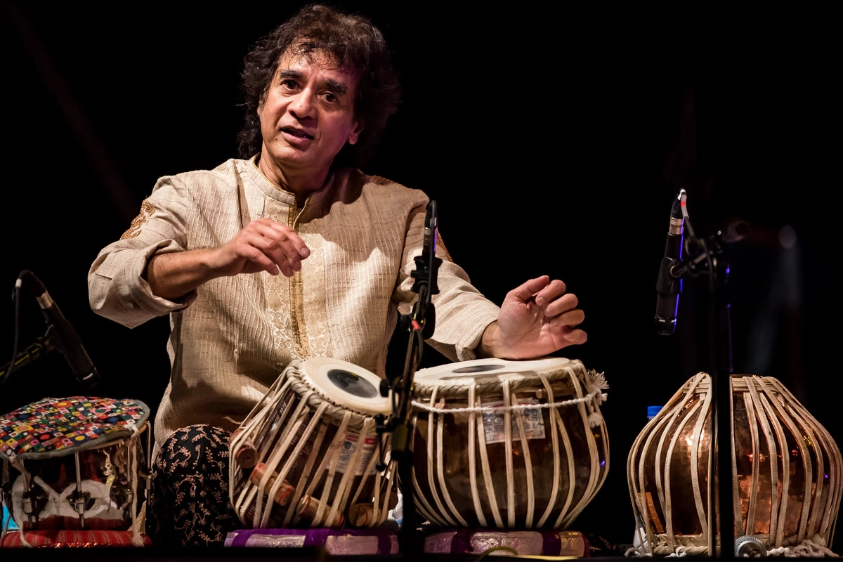 फेमस तबला वादक Zakir Hussain अस्पताल में भर्ती, हालत गंभीर