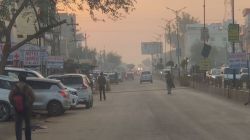 रात में शुरू हुआ दिन भर जारी रहा वाहनों का रेला - image