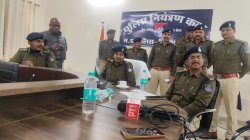 संदेही के निशानदेही पर पुलिस पहुंची हत्या के आरोपी तक, हत्या में प्रयुक्त
सामग्री जब्त - image