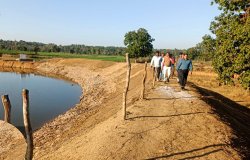 सीइओ ने कहा- गुणवत्तायुवक्त कराया जाए निर्माण कार्य, इसमें किसी तरह की लापरवाही
न हो - image