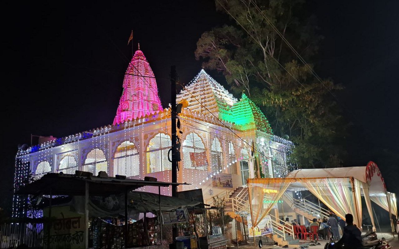 लड्डू गोपाल मंदिर