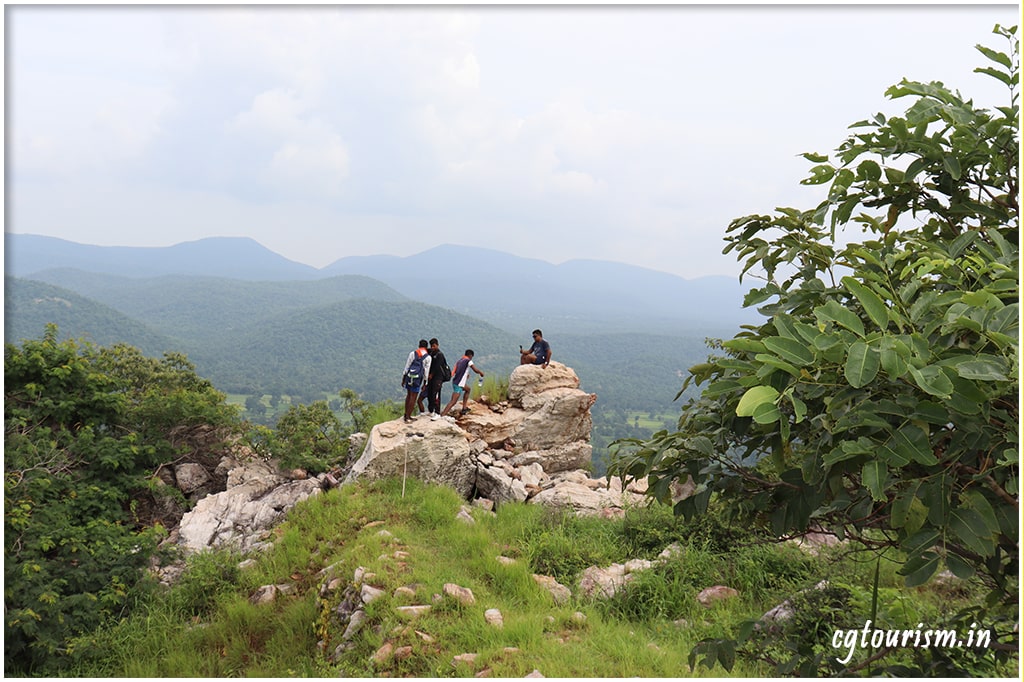 CG Tourism: छत्तीसगढ़ के इस पर्वत में मकर संक्रांति और महाशिवरात्रि पर लगता है
मेला, देखें तस्वीरें