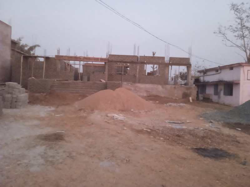 एसडीएम ने जारी किया स्थगन, सरकारी निर्माण पर लगाई रोक