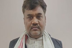 Varanasi News: युवाओं से सेना में नौकरी के नाम पर ठगी कर लड़ा लोकसभा चुनाव, अब
चढ़ा यूपीएसटीएफ के हत्थे - image