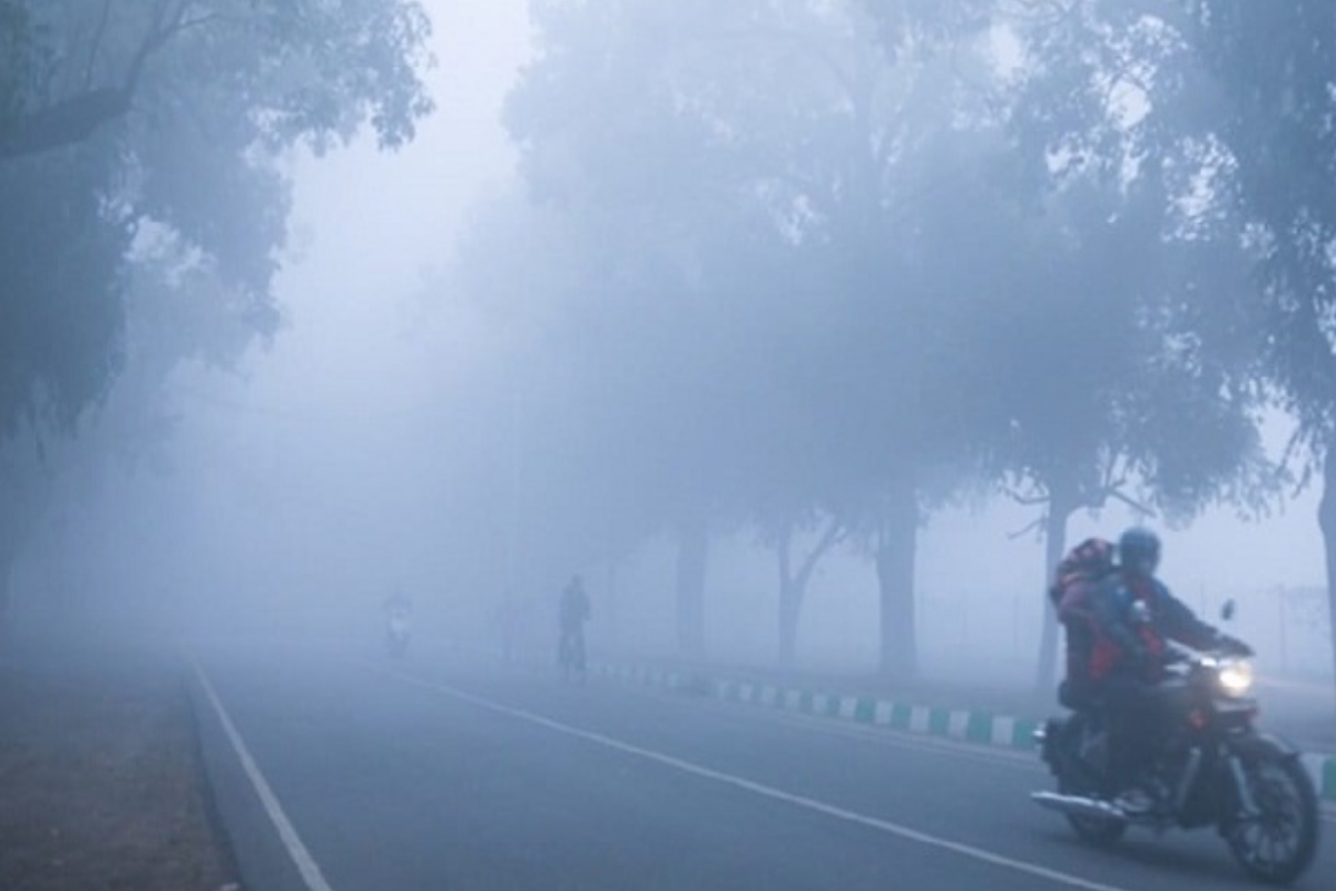 Weather Update: यूपी के 18 जिलों में दो दिन घना कोहरा, यहां खिलेगी धूप गणतंत्र
दिवस पर मौसम रहेगा साफ