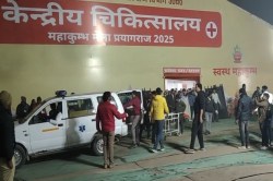 Mahakumbh stampede News: महा कुंभ के महास्नान मौनी अमावस्या का भक्तिमय माहौल
एम्बुलेंस की गूंज से हुआ फीका - image