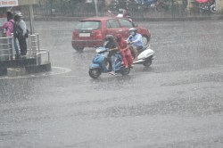  UP Rain And Hail : 23 और 24 जनवरी को बारिश और ओले गिरने की संभावना: ठंड बढ़ने
के आसार - image