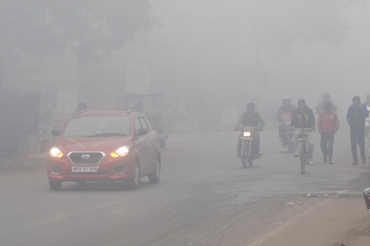 UP Rain And Foggy Alert: गणतंत्र दिवस से पहले बदलेगा मौसम, 24 और 25 जनवरी को
बारिश, 26 जनवरी से बढ़ेगी ठंड