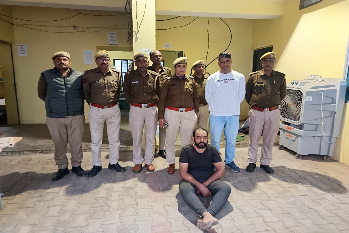 Murder : मोटरसाइकिल के लालच में दोस्त बना हत्यारा, बहरोड़ पुलिस ने आरोपी को किया
गिरफ्तार