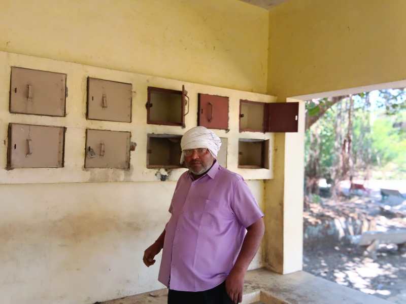 Have to wait for immersion of ashes, because people are not able to go to Prayagraj due to crowd of Maha Kumbh