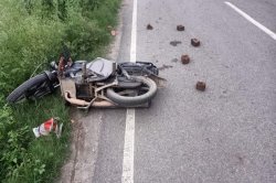 CG road accident: सोशल मीडिया के दोस्त मिलने कोलकाता से बाइक पर आ रहे थे 2 युवक,
रील्स बनाया फिर 1 की हो गई मौत - image