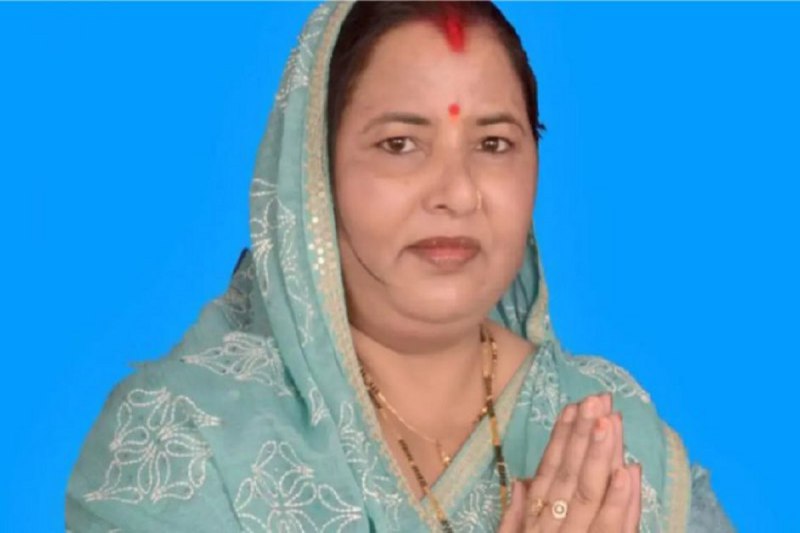 Congress candidate nomination cancelled: कांग्रेस को बड़ा झटका: बिश्रामपुर नगर पंचायत अध्यक्ष प्रत्याशी का नामांकन निरस्त