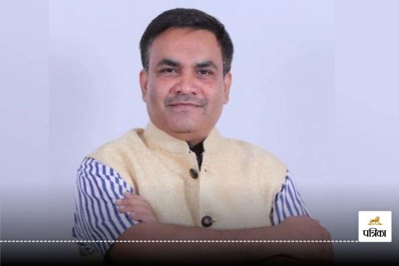 Cabinet Minister Dr Salim Raj