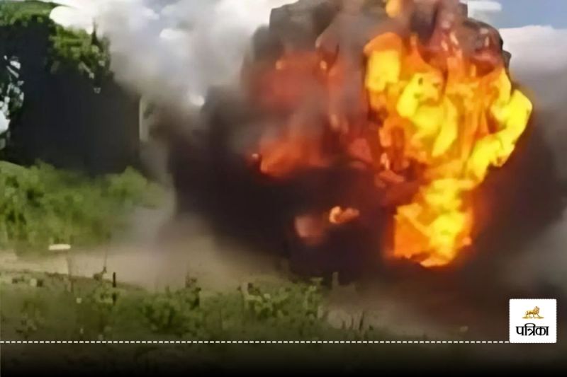 IED Blast in Sukma: लाल आतंक की दस्तक! सुकमा में नक्सलियों के IED ब्लास्ट से CRPF जवान घायल, इलाज जारी...(photo-patrika)