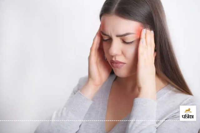 Migraines Symptoms in Females