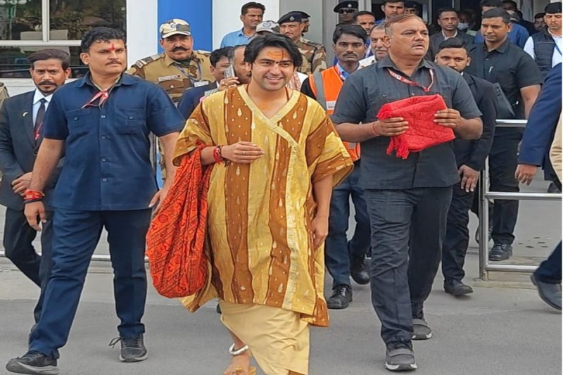 Dhirendra Krishna Shastri