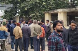 पिता के पोस्टमार्टम के दौरान मुर्दाघर के बाहर भाइयों में विवाद, पुलिस की दखल पर
हो पाया अंतिम संस्कार; जानें मामला - image