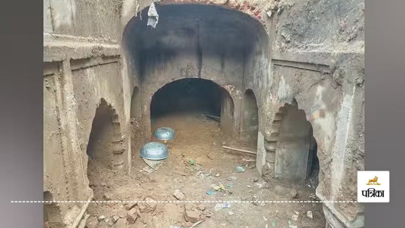 Excavation has been done up to 30 feet in Sambhal stepwell