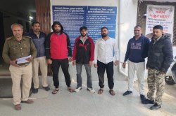 Haryana gang arrested: जेल में बंद 5 साथियों को छुड़ाने हरियाणा से आए 4 बदमाशों
ने व्यवसायी से मांगे 10 लाख, गोली मारने की दी धमकी - image