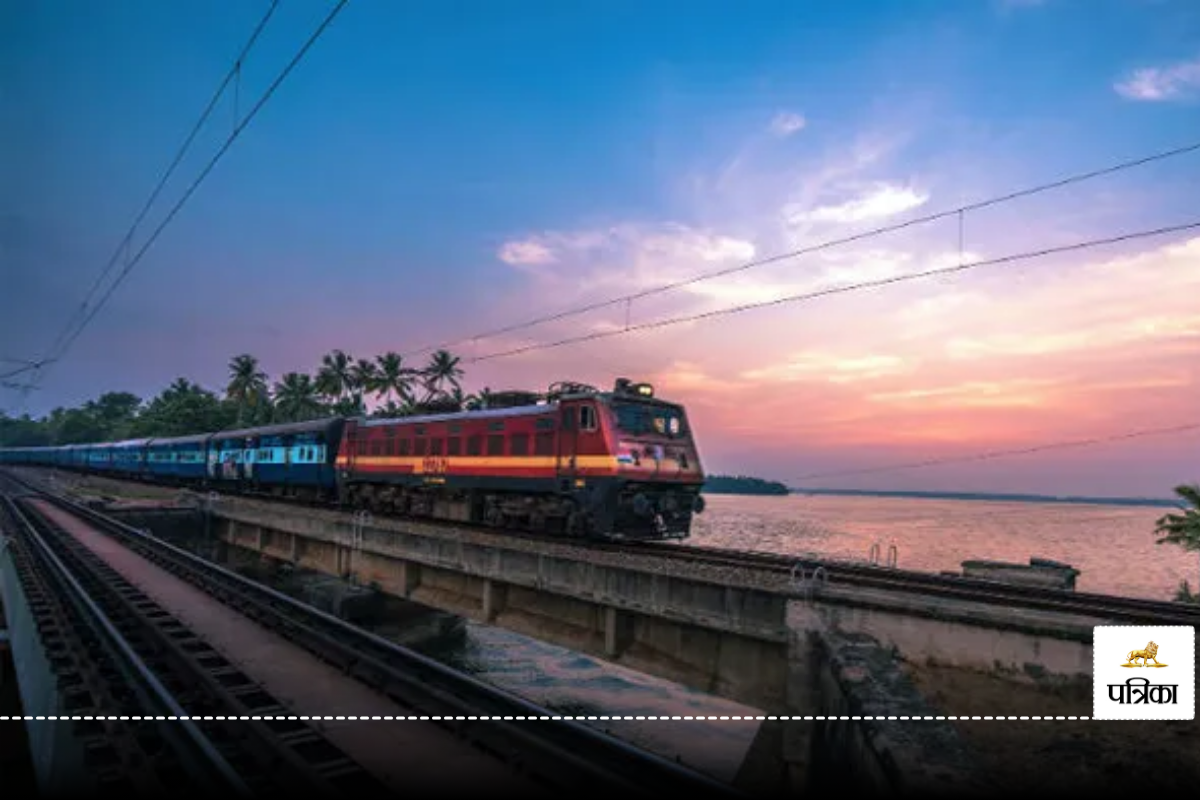 Indian Railway: शताब्दी, Vande Bharat या तेजस एक्सप्रेस नहीं, ये है भारत की सबसे
ज़्यादा कमाई करने वाली ट्रेन!