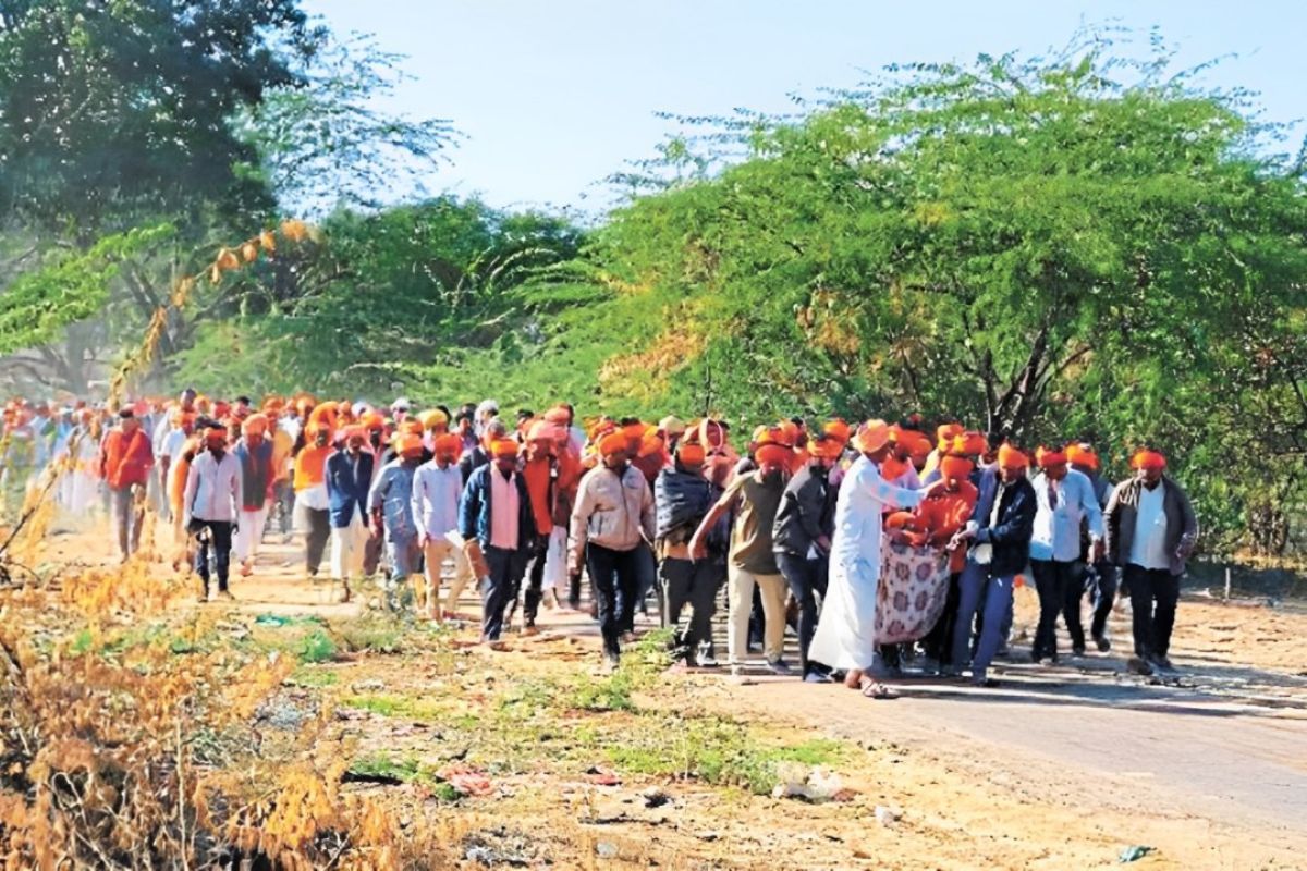 राजस्थान: एक साथ उठी 4 अर्थियां, नम आंखों से हुआ पति-पत्नी और दो बच्चों का अंतिम
संस्कार, 10 साल के बेटे ने दी मुखाग्नि