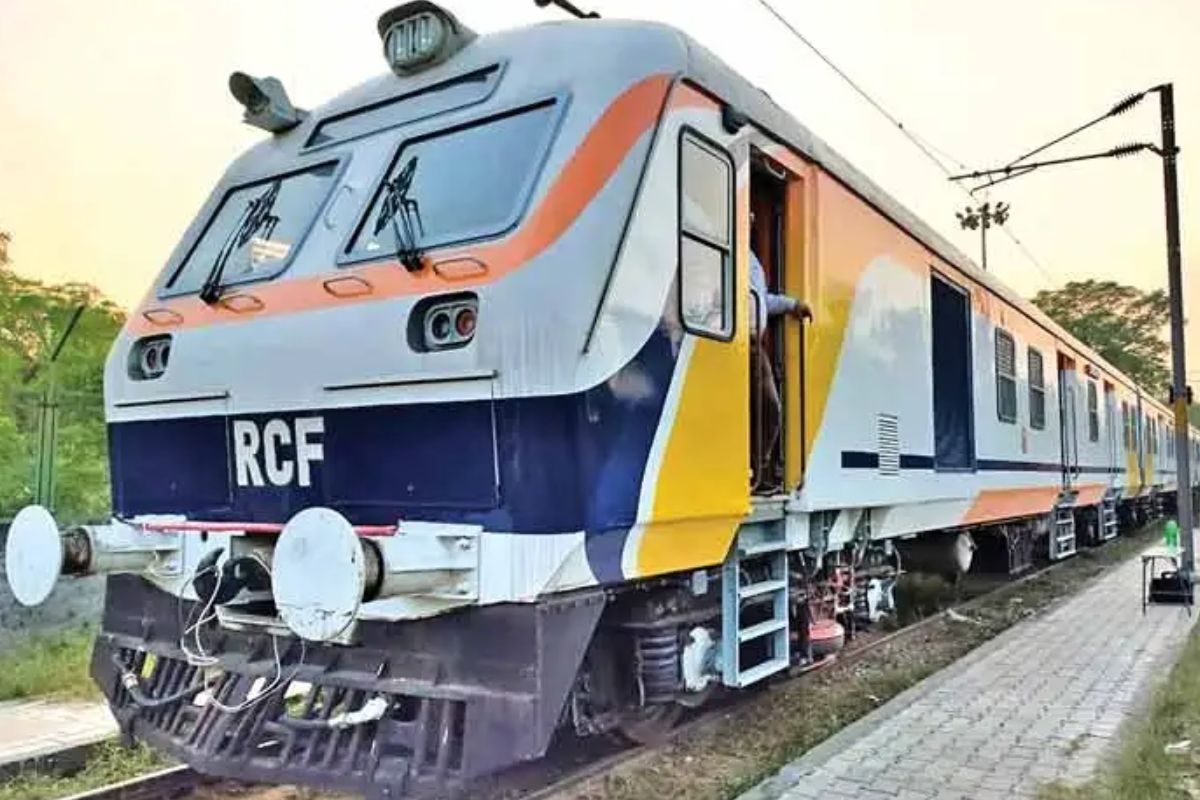 Train facility: ट्रेन सुविधा के नाम पर इस शहर से क्यों है सौतेला व्यवहार, जानिए
क्या क्या है मांग